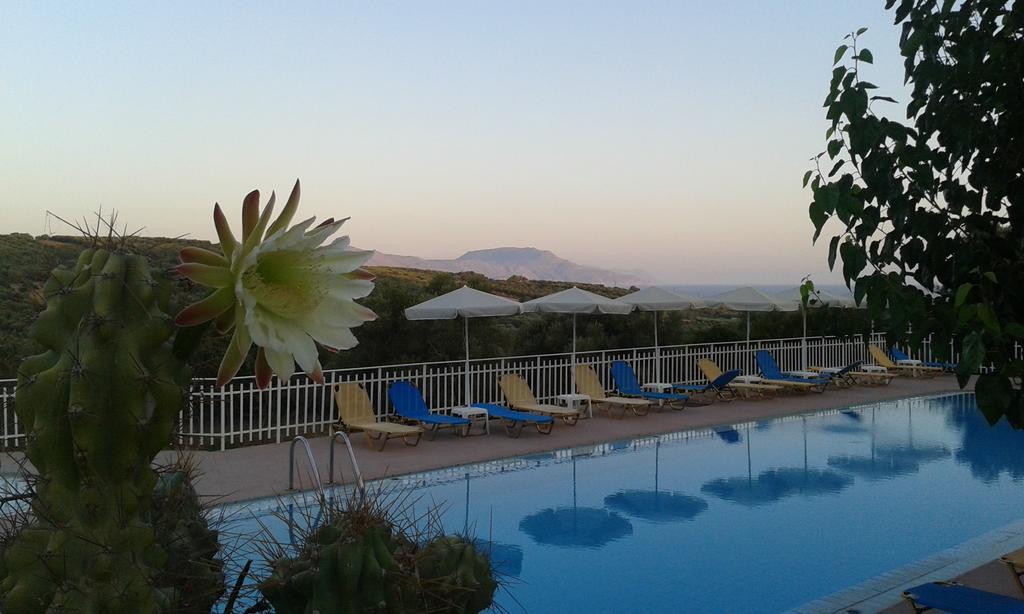Calamon Apartments Episkopi  Екстер'єр фото